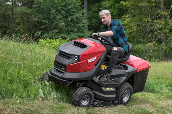Tractor Cortacesped Seco Challenger 102 MJ